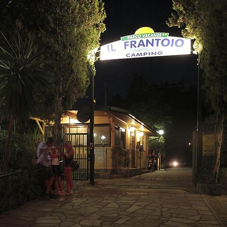 Il Frantoio Camping San Bartolomeo Al Mare Eksteriør bilde