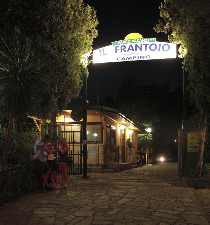 Il Frantoio Camping San Bartolomeo Al Mare Eksteriør bilde